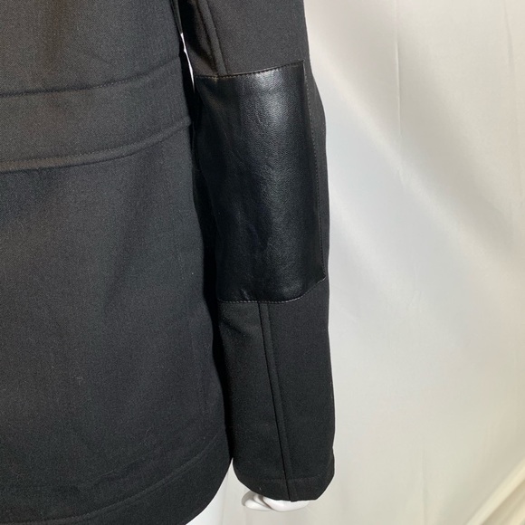 NWOT Fabletics Black Jacket Size Small - Picture 6 of 7